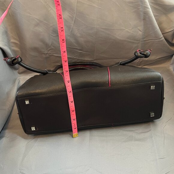 Black Leather Handbag, with Raspberry Red Contrast Edges, Preston & York - Picture 7 of 10